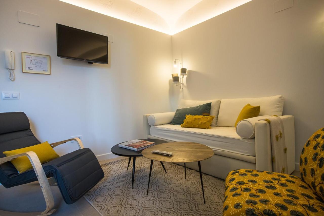 Apartamentos San Salvador Parking Gratis Mérida Dış mekan fotoğraf