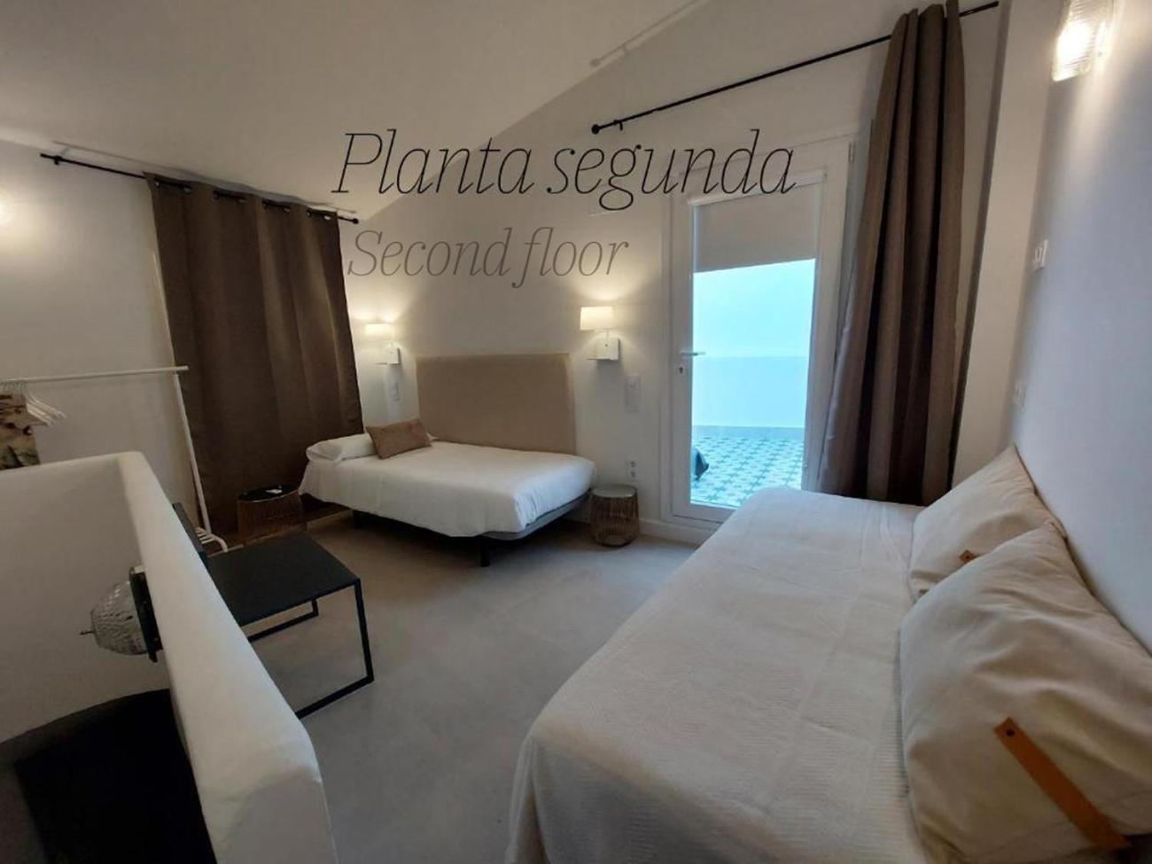 Apartamentos San Salvador Parking Gratis Mérida Dış mekan fotoğraf