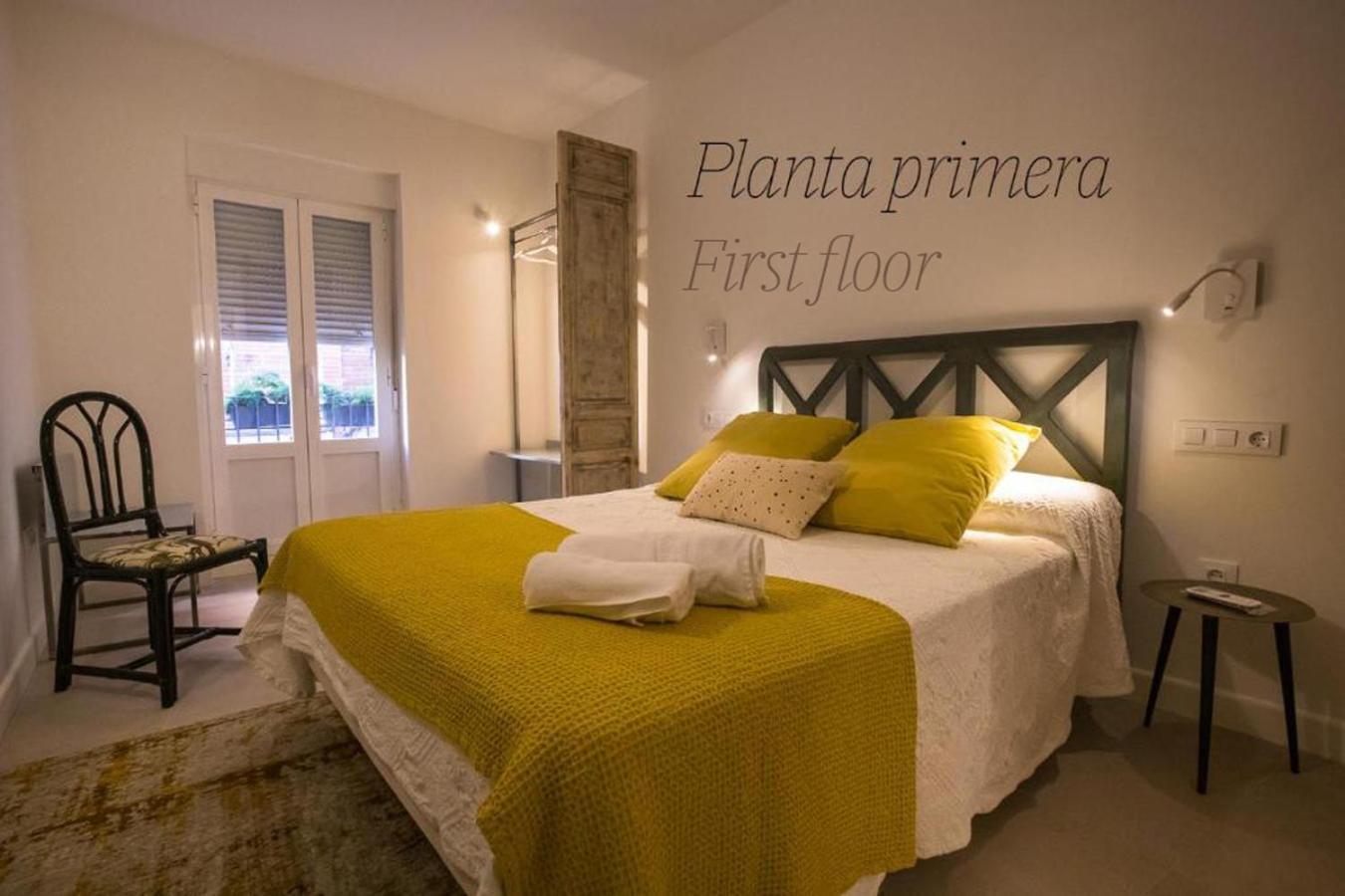 Apartamentos San Salvador Parking Gratis Mérida Dış mekan fotoğraf
